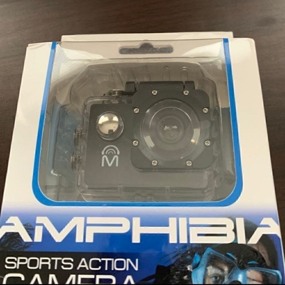 Amphibia Waterproof CameraWaterproof up to 30 M - Picture 5 of 6